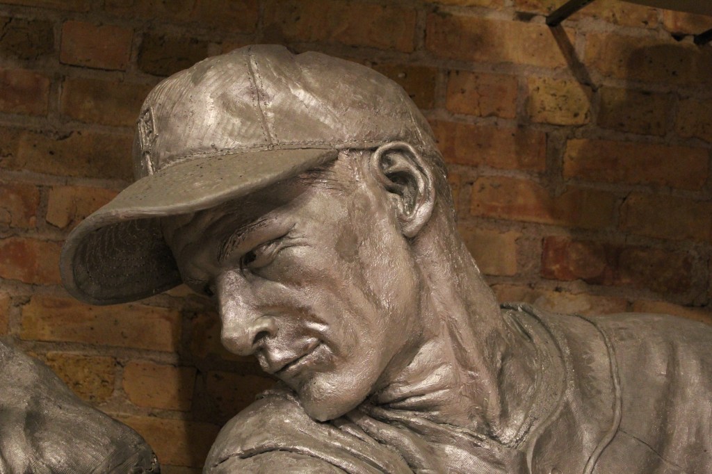 Bronze sculpture of Detroit Tigers Player Hal Newhouser by artist Julie Rotblatt-Amrany