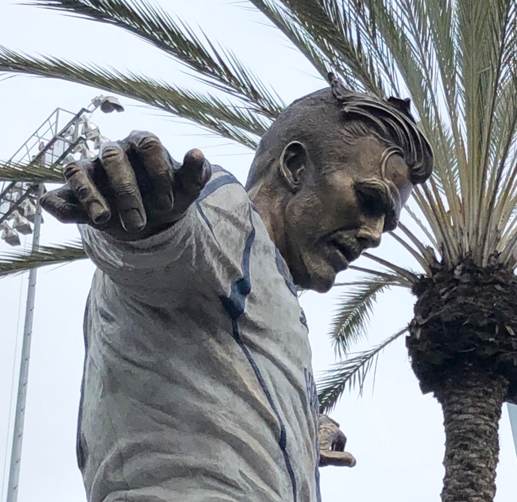 Close up of bronze sculpture of David Beckham